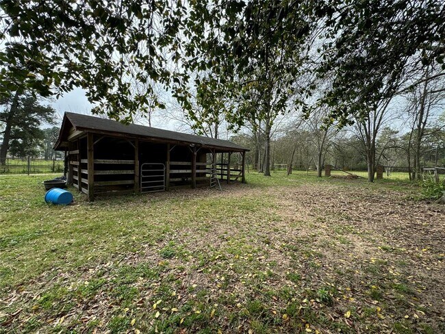 Building Photo - 31868 FM 1485 Rd