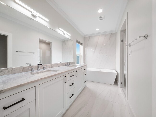 Building Photo - 1512 Thompson St