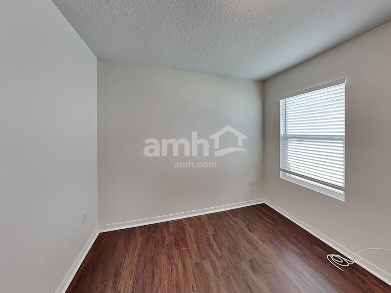 Building Photo - 4117 Lindever Ln