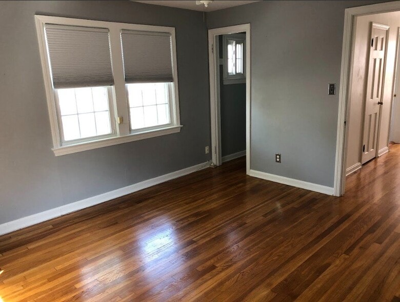 Building Photo - 4185 Silsby Rd