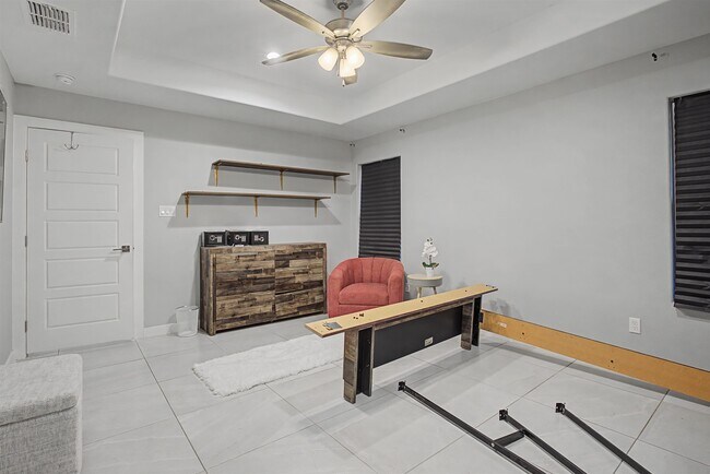 Building Photo - 5410 Travesia Ct