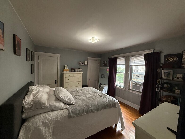 Building Photo - 83 Euston Rd