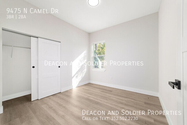 Building Photo - 9475 N Camel Dr