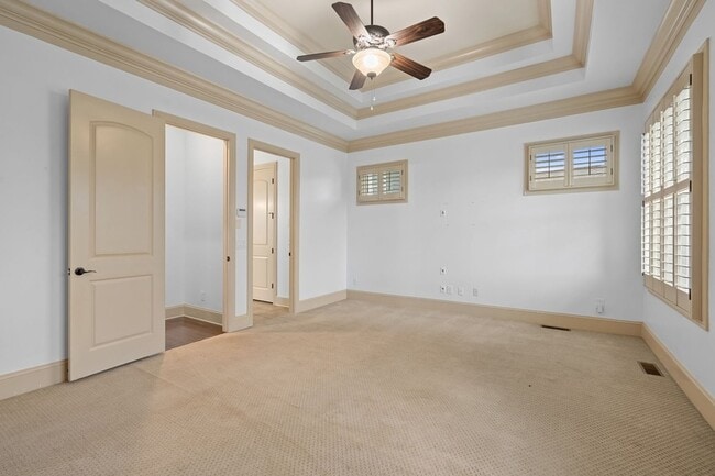 Building Photo - 444 Wild Elm St