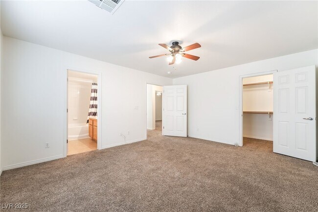 Building Photo - 7275 Phlox Rd