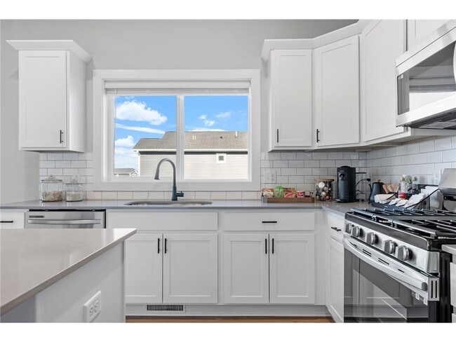 Building Photo - 11674 203rd St W