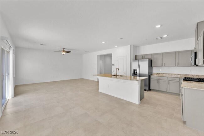 Building Photo - 4567 Merlot Hls Ave