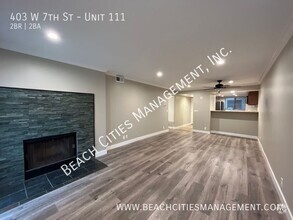 Building Photo - 403 W 7th St