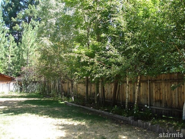 Building Photo - Great 4BD home for $4000.00 available on 4/19/26 for a seasonal lease!! Call today!!