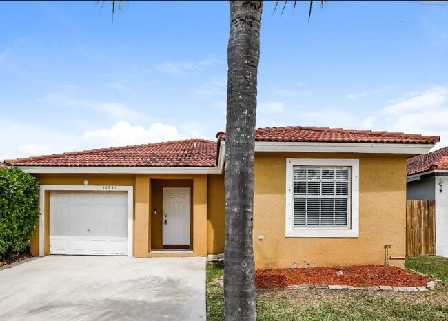 Building Photo - 14233 SW 177th Terrace