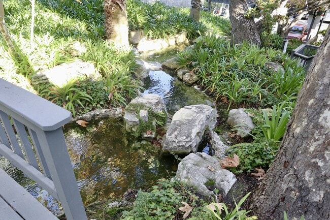 Building Photo - 3605 W Hidden Ln