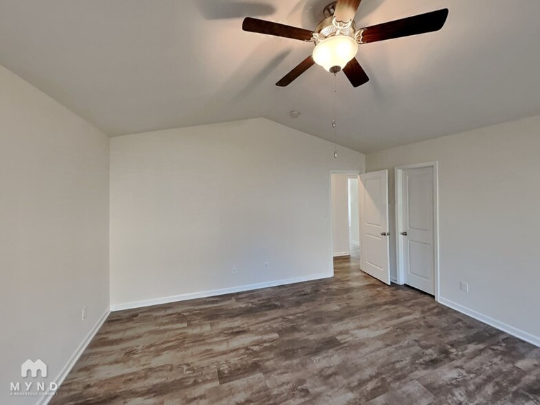 Building Photo - 2128 Ryker Davis Ln