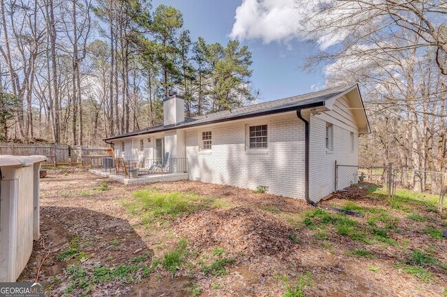 Building Photo - 1540 Booze Mountain Rd