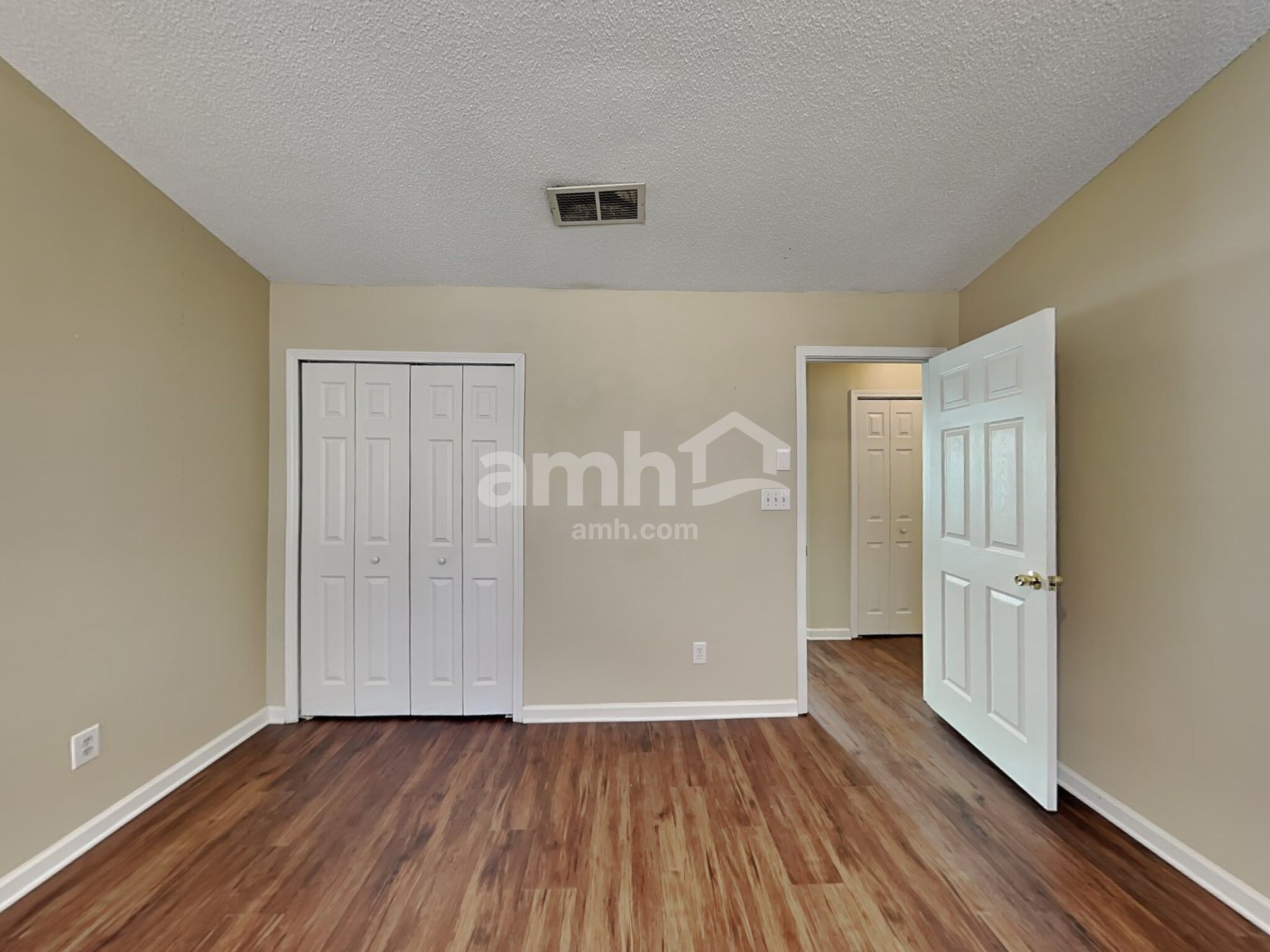 Building Photo - 7410 Henderson Park Rd