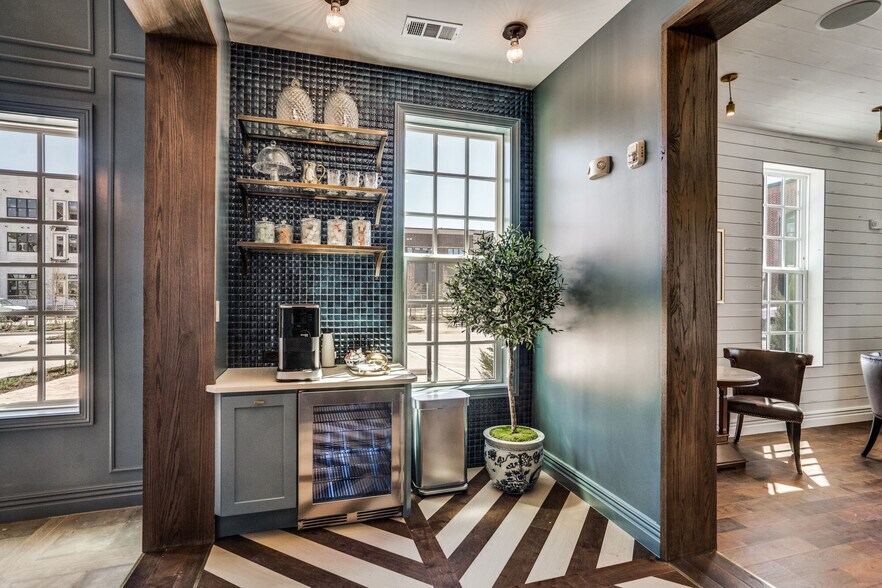 Building Photo - Sage Hill