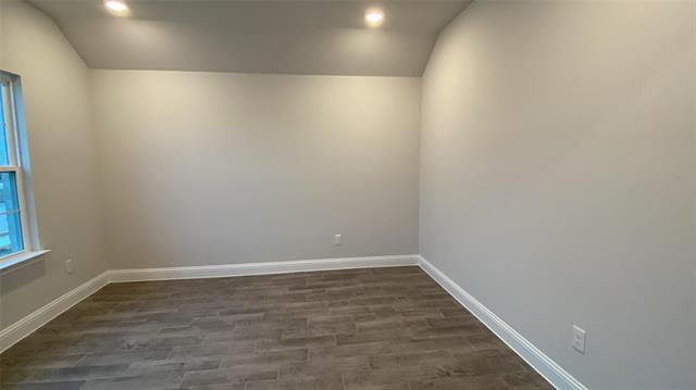 Building Photo - 213 Portina Dr