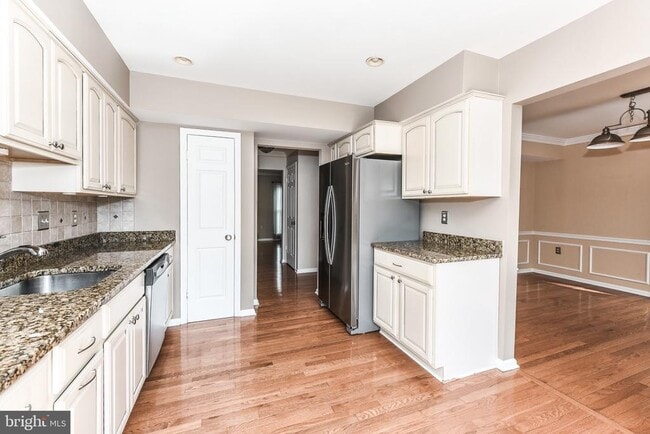 Building Photo - 3801 Grand Jct Ct