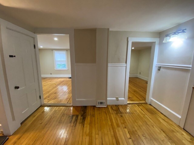 Building Photo - 85 Park St