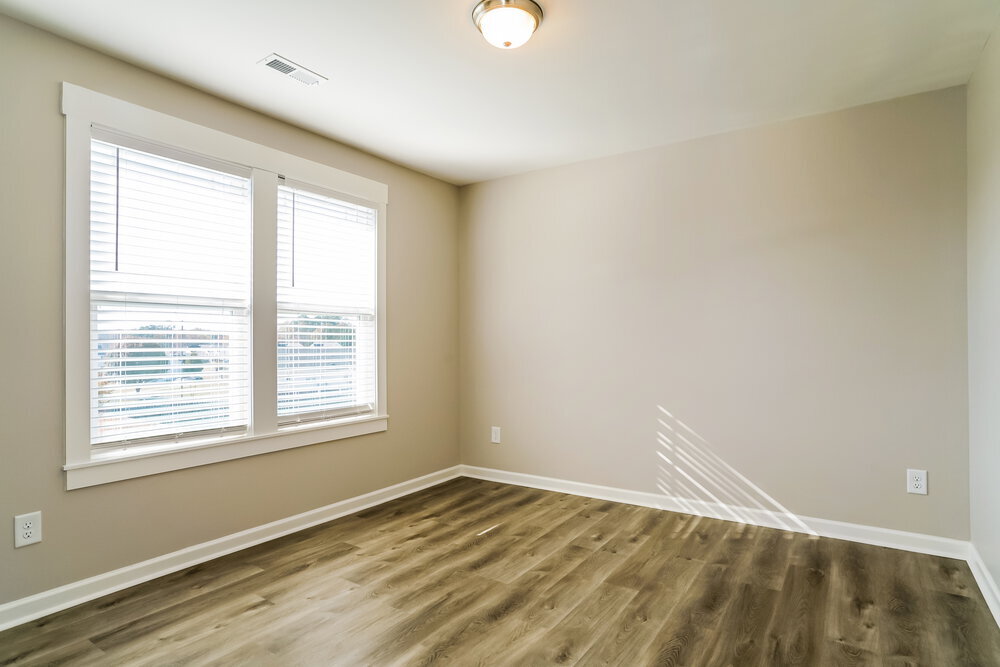 Building Photo - 936 Sandyhill Rd