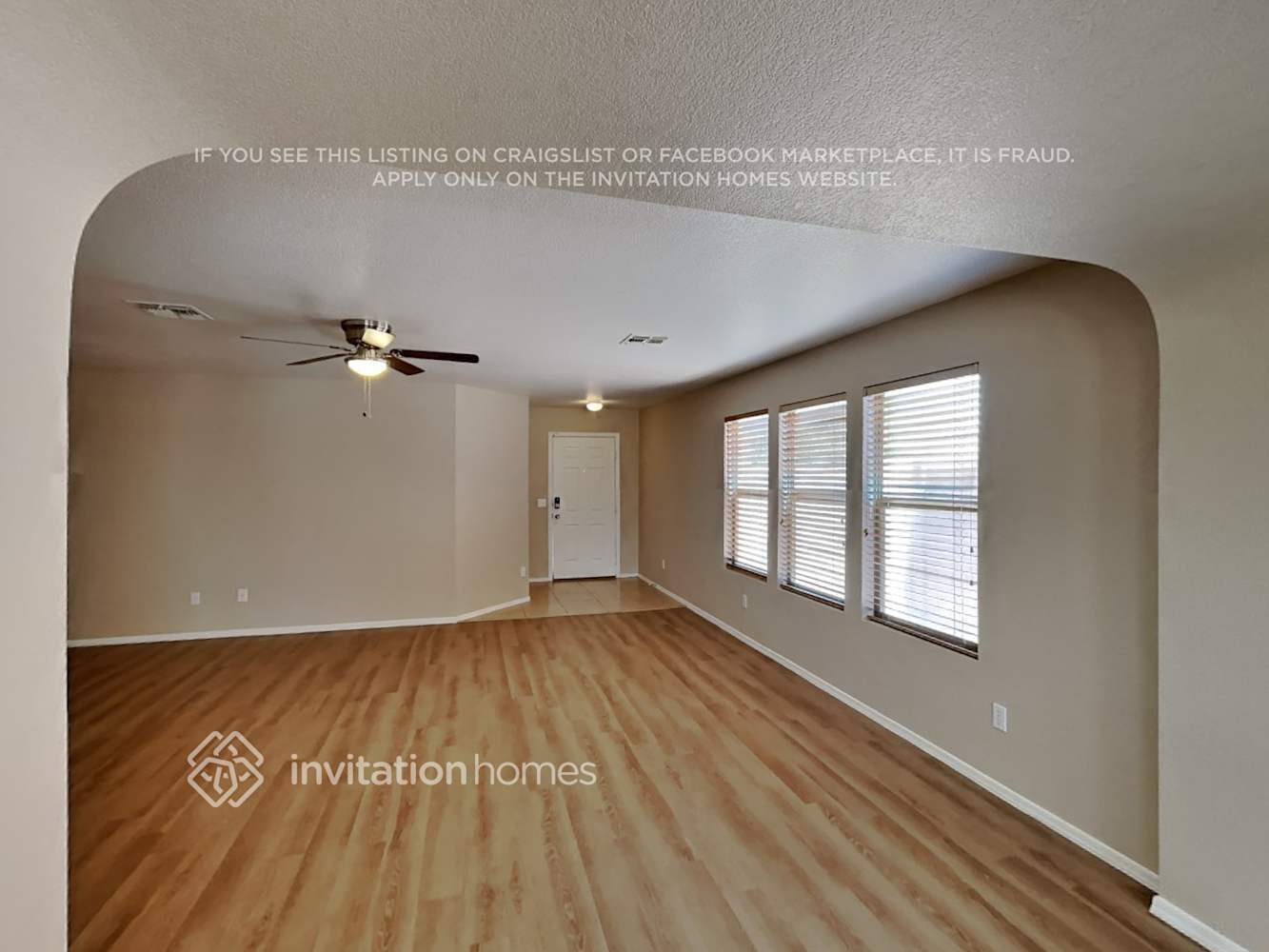 Building Photo - 10749 W Carlota Ln