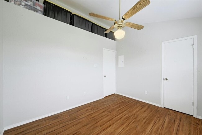 Building Photo - 1411 Gracy Farms Ln