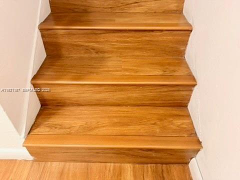 Building Photo - 9351 Fontainebleau Blvd