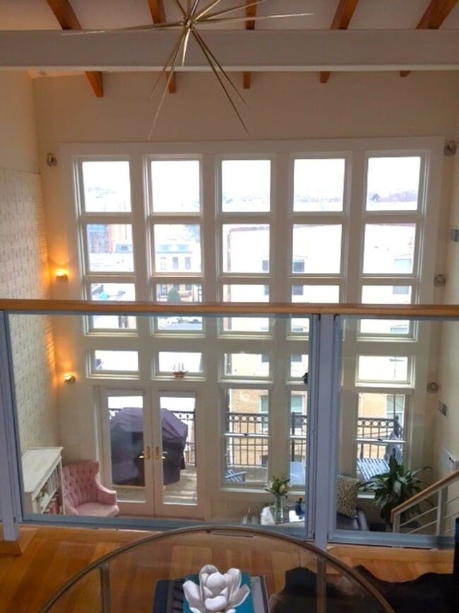 Building Photo - Logan Circle Light Filled One Bedroom with Den Loft with Balcony and Parking!