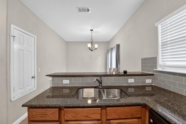 Building Photo - 5625 Signal Point
