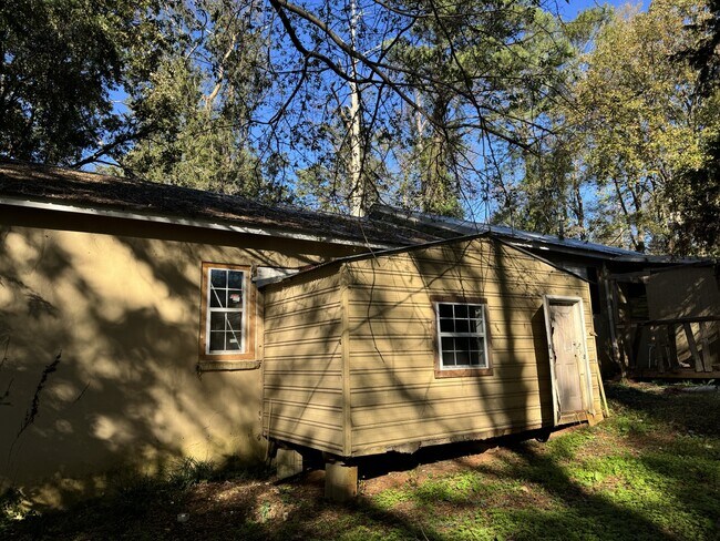 Building Photo - 202 Martin Luther King Rd