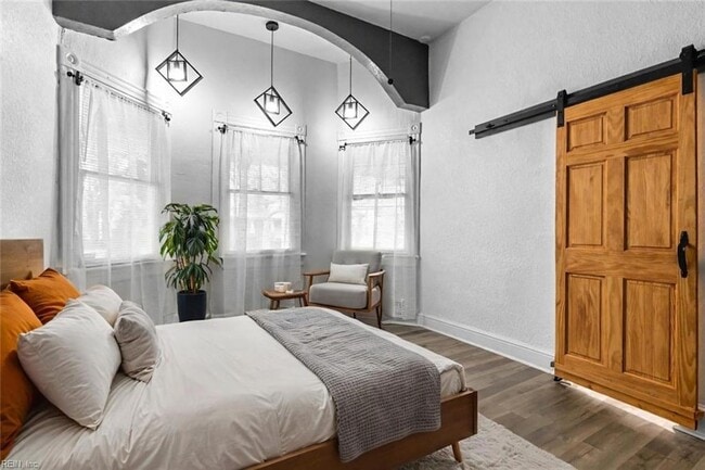 Building Photo - 430 Mt Vernon Ave