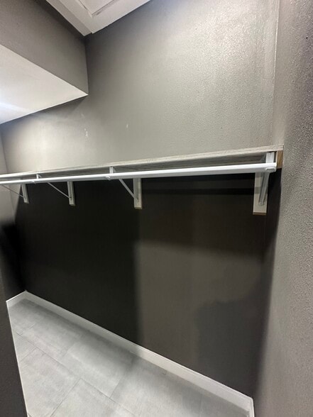 Walk in closet - 522 Central Ave