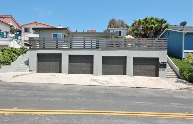 Building Photo - 507 Avenida Victoria