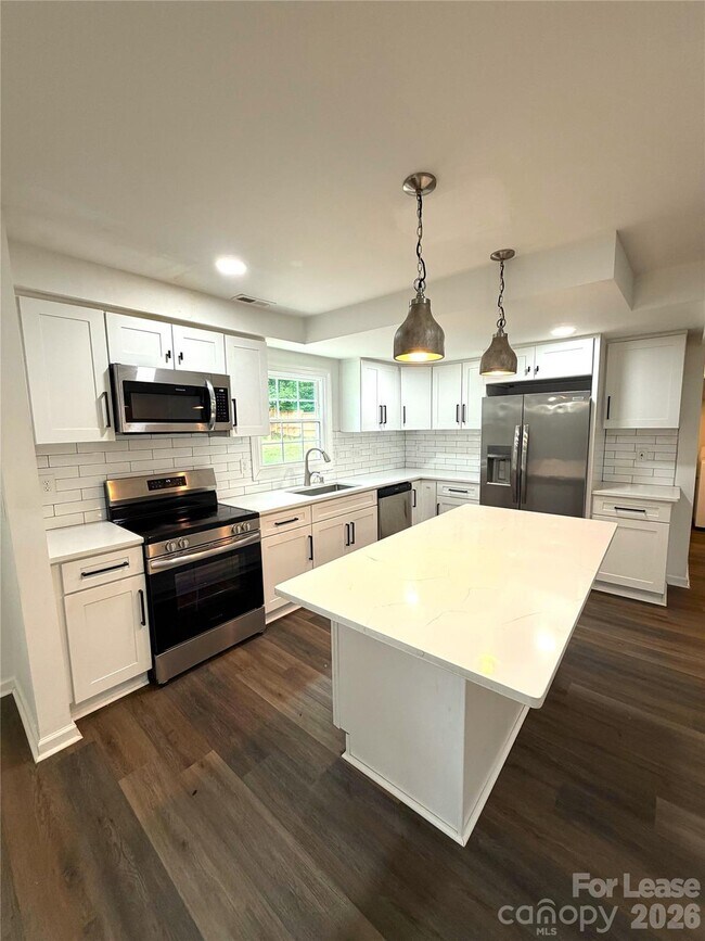 Building Photo - 5406 Barrington Dr
