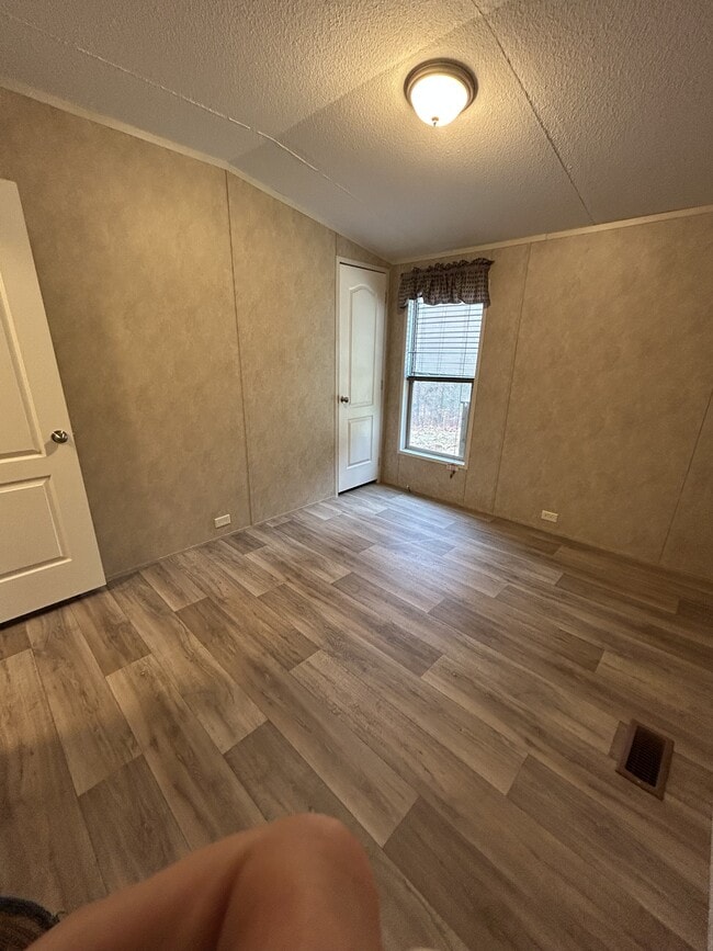 Building Photo - 211 Wauka Ridge Rd