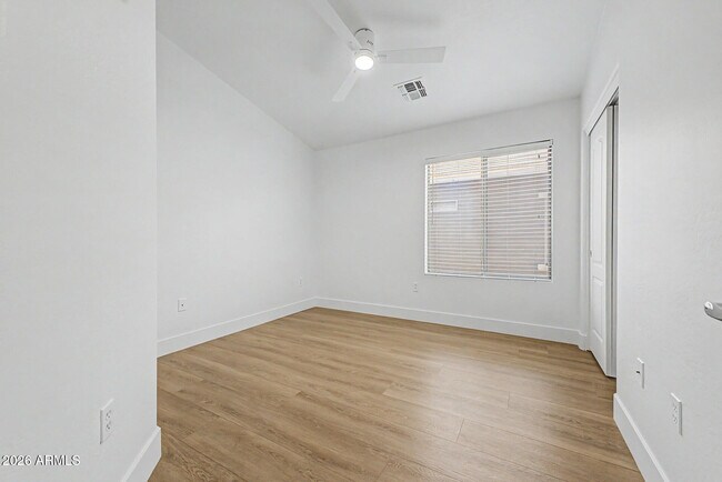 Building Photo - 17365 N Cave Creek Rd
