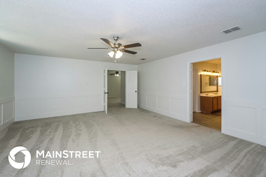 Building Photo - 1916 Lariat Dr