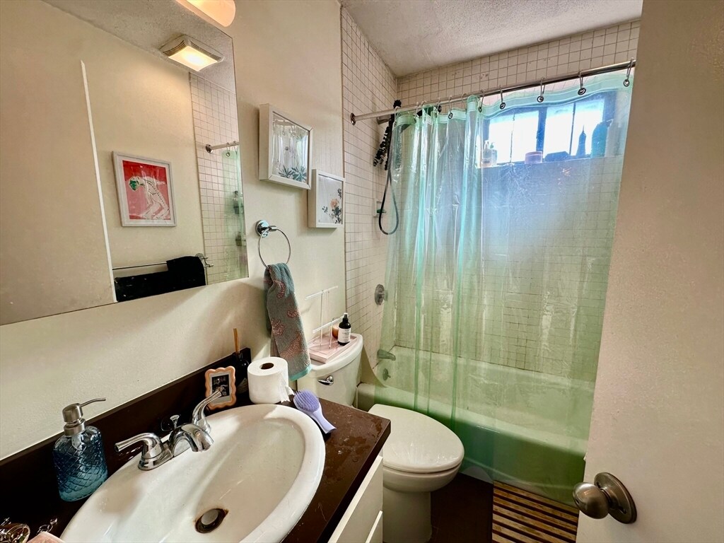 Building Photo - 80 Worcester St