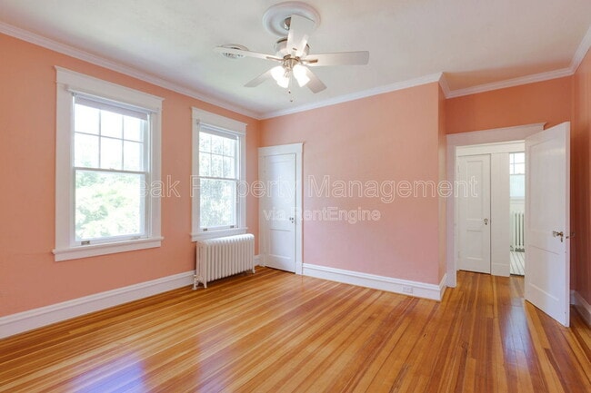 Building Photo - 1404 Wilmington Ave W