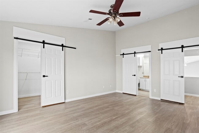 Building Photo - 6933 Yellowstone Way Dr