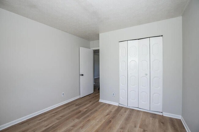 Building Photo - 7417 Garrison Rd