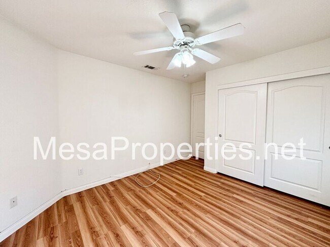 Building Photo - 17928 Sunburst Rd