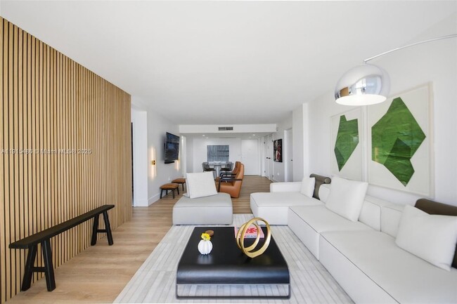 Building Photo - 3546 S Ocean Blvd