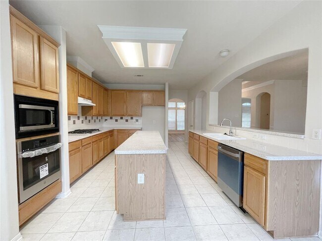 Building Photo - 1523 Turret Crown Dr