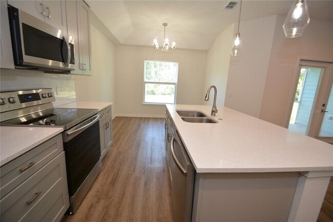 Building Photo - 12 Smokehouse Pl