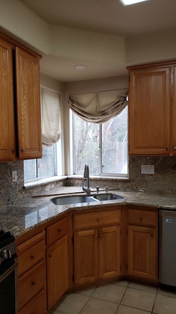 Building Photo - NICE TWO STORY IN WEST ROSEVILLE NEAR SCHO...