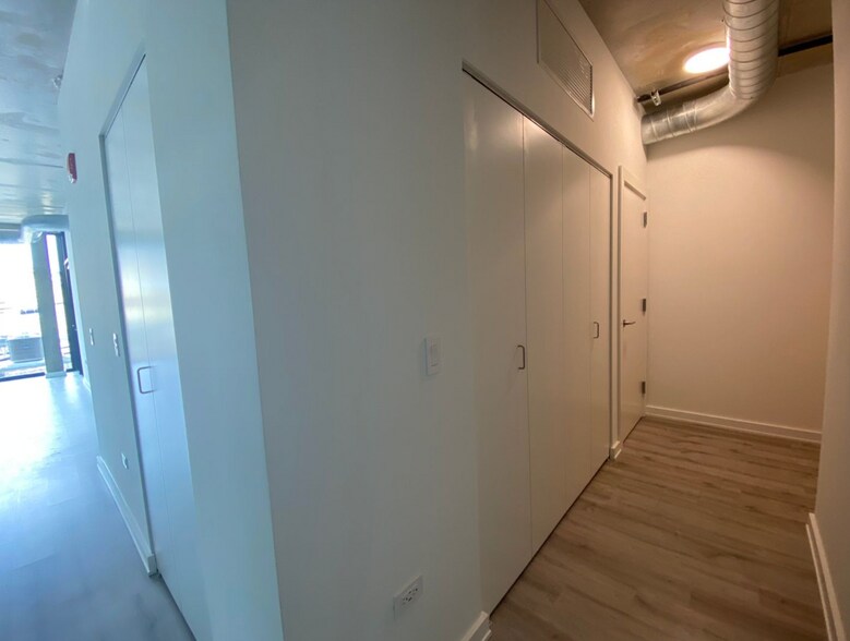 Building Photo - 1120 W Patterson Ave