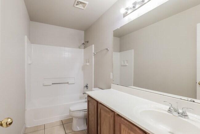 Building Photo - 59 W Calle Bayeta