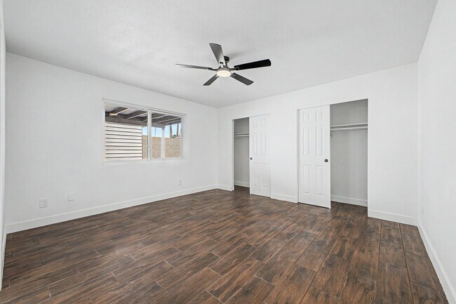 Building Photo - 4127 N 106th Ave