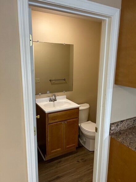 Building Photo - 58 Manville Hill Rd