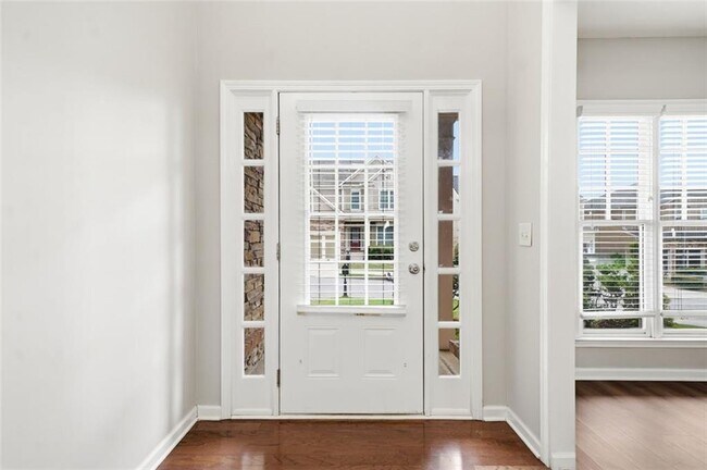 Building Photo - 3685 Silver Springs Rd
